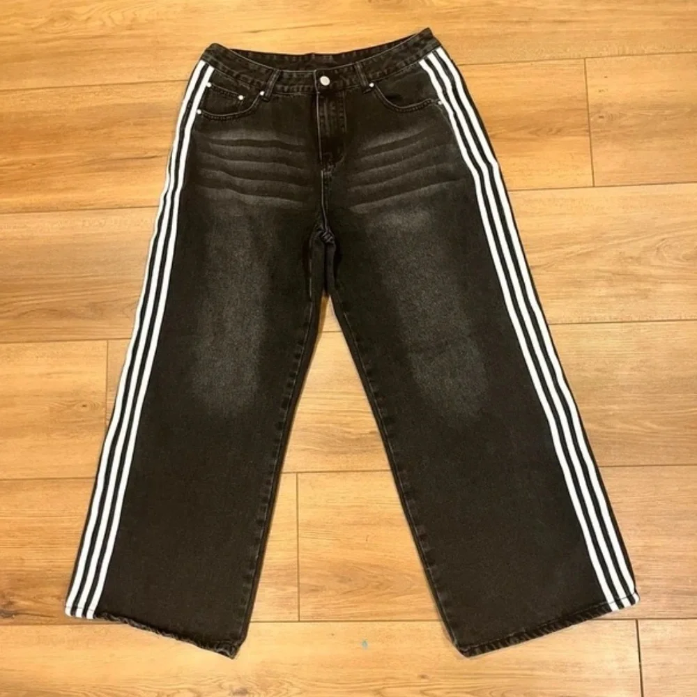 Stylish Black Jeans with White Accents size Large